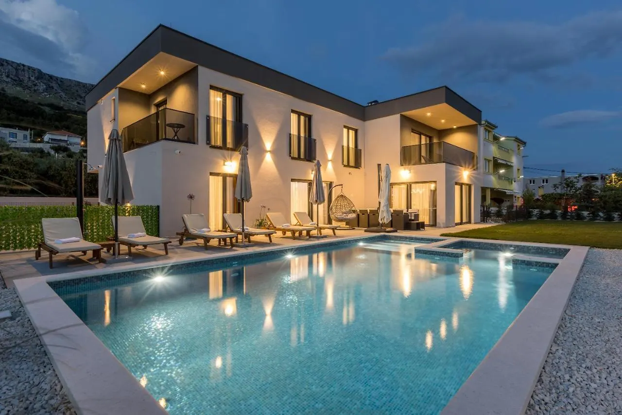 Villa Argola Split 0*,  Croatia